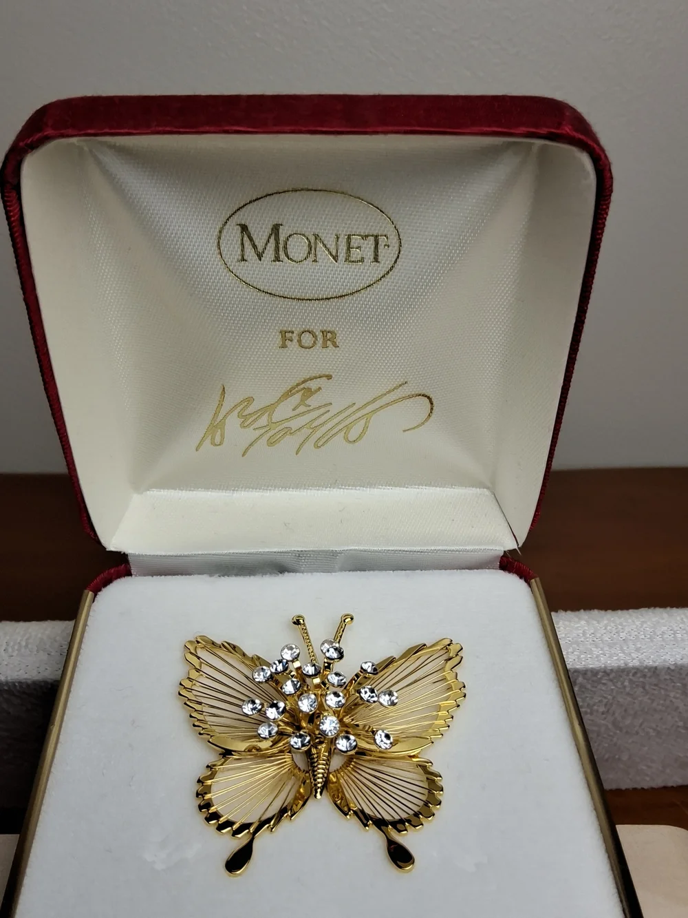 Monet gold tone